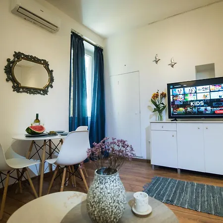 Antonietta Corfu Corfu (city)